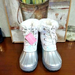 London Fog snow booties